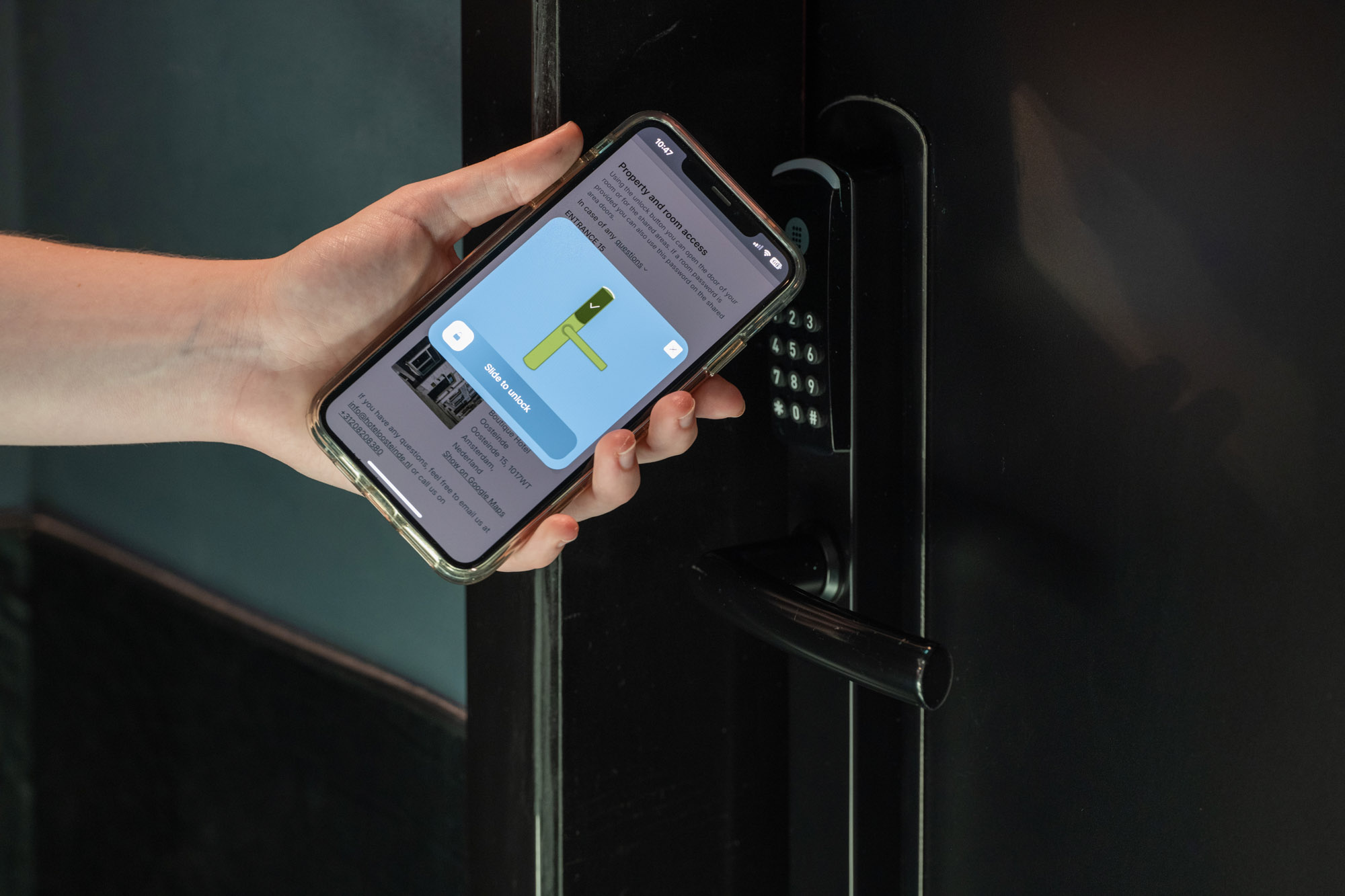 Omnitec smart lock on hotel door